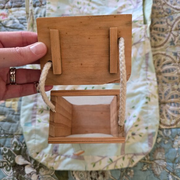 Wooden Bug Bungalow - Picture 3 of 3